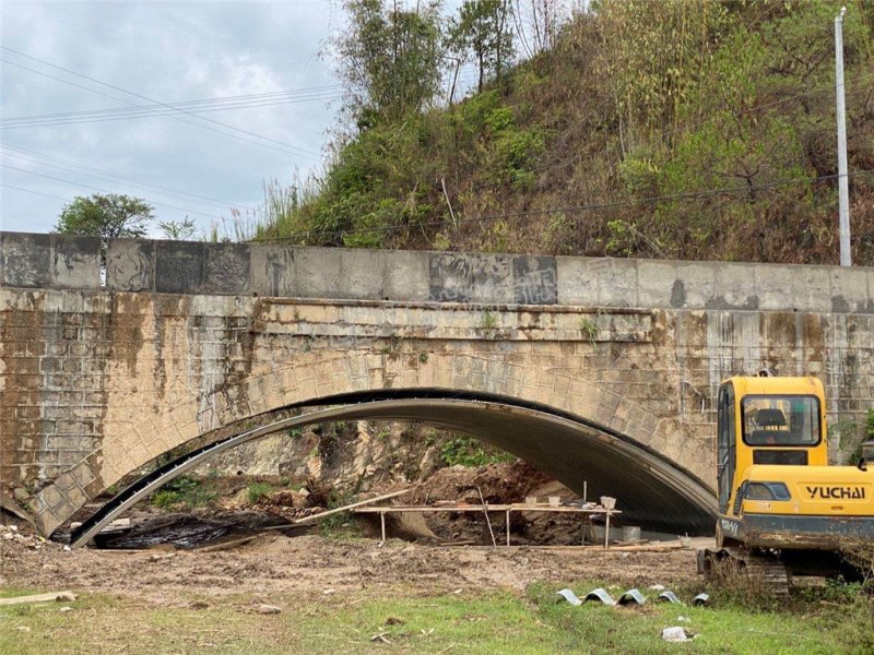 2020年4月27日拉萨危桥波纹钢管涵加固项目